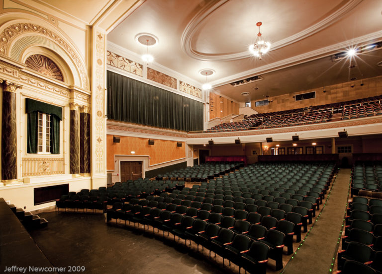 Inside The Colonial Theatre – THE COLONIAL THEATRE