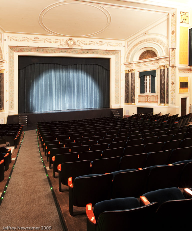 Colonial Theater shoot, Keene, NH Jessica – THE COLONIAL THEATRE